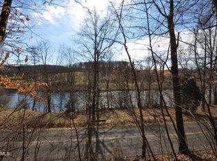 Lovely Bluff Rd, Rocky Top, TN 37769