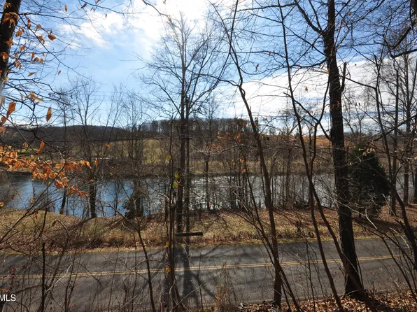 Lovely Bluff Rd, Rocky Top, TN 37769