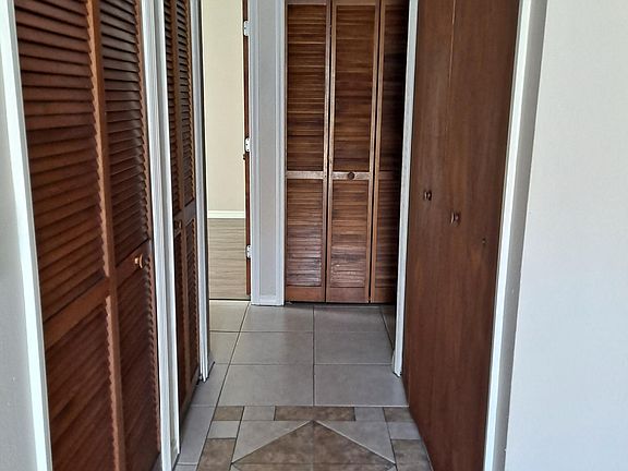 4th image of 135 Beaty Ct #135
