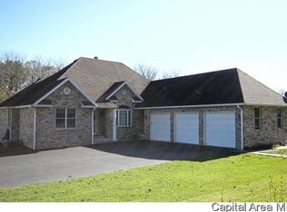 23759 Sunset Maple Ave, Athens, IL 62613