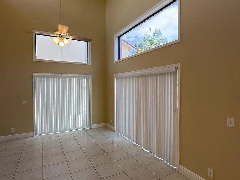 13769 Yarmouth Dr — Photo 12