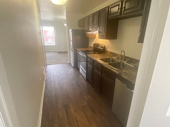 5th image of 9458 Longs Peak Dr #313