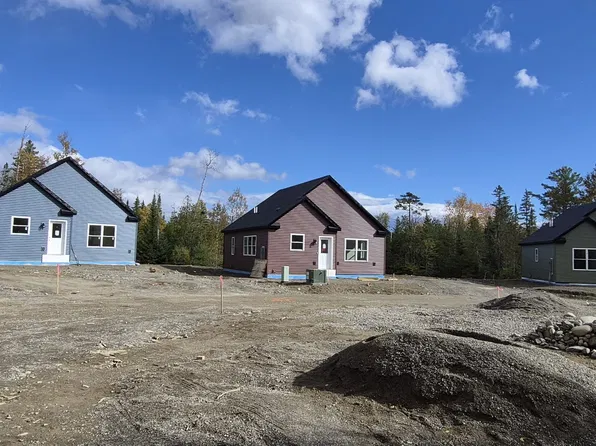 36 Bayberry Cir, Rangeley, ME