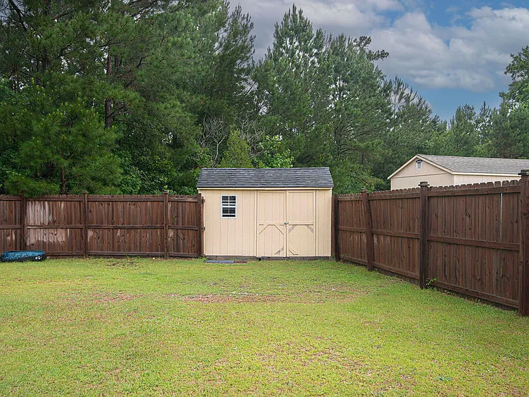 186 Peytons Ridge Dr — Photo 35