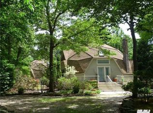 127 Landing Ln, Baiting Hollow, NY 11933
