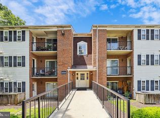 18328 Streamside Dr APT 101, Gaithersburg, MD 20879