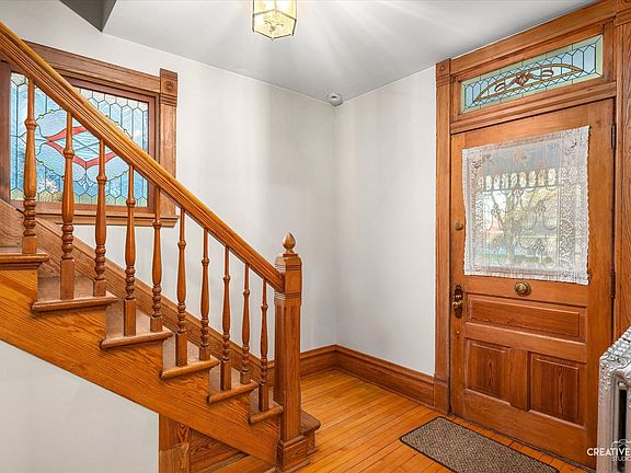 3rd image of 4214 Deyo Ave