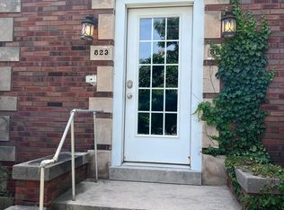 821-823 S 5th St #1, Springfield, IL 62703