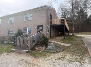 899 Old Dixie Rd #B, Horse Cave, KY 42749