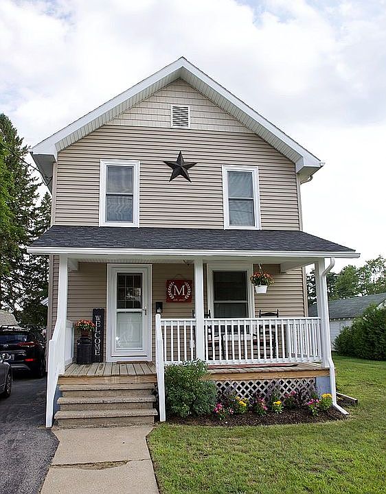 1st image of 14 Jackson Ave