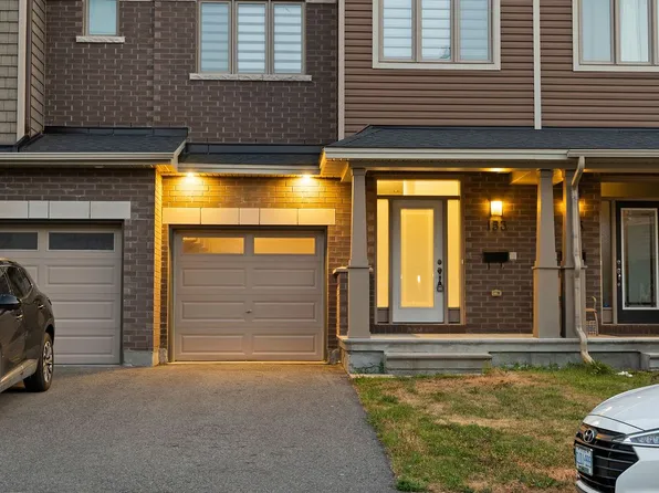 153 Overberg Way, Ottawa, ON K2S 0V8