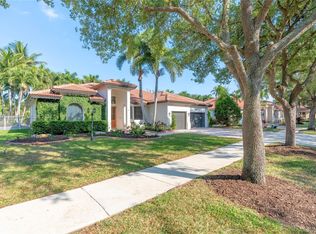 13174 Spring Lake Dr, Cooper City, FL 33330