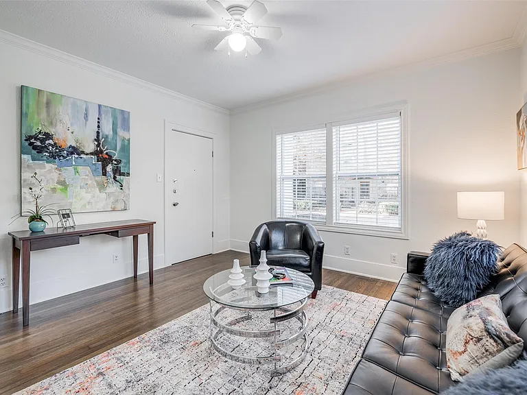 601 Bomar St #3 — Photo 9