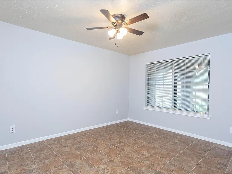 2921 Chicago St — Photo 23