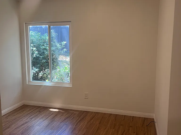 18350 Hatteras St #152 — Photo 16