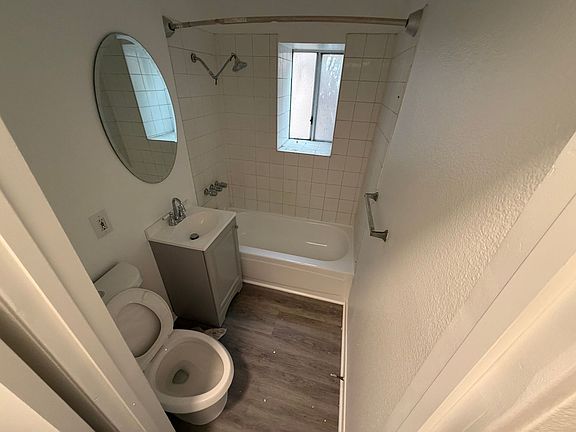 4th image of 1975 N Beachwood Dr APT 103