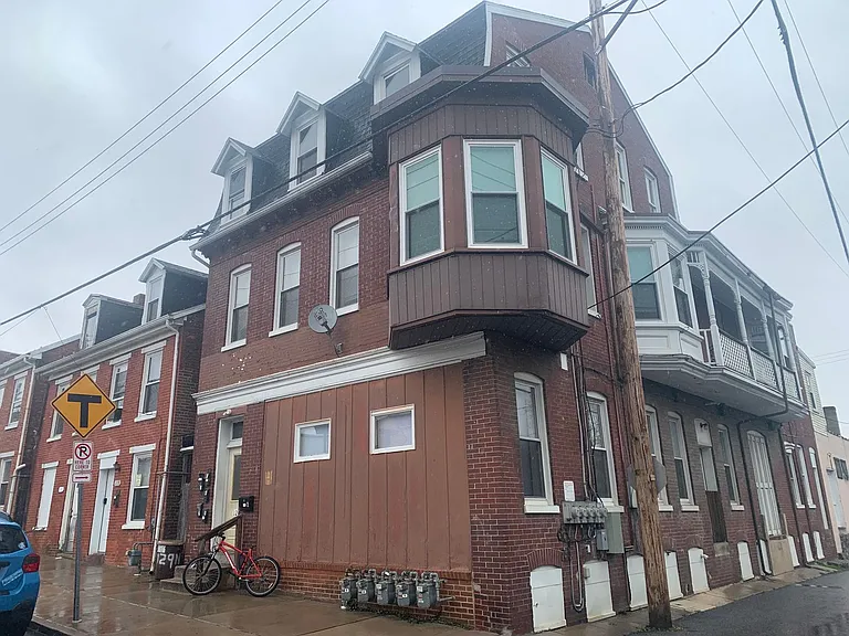 129 N Penn St #5 — Photo 18