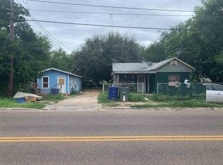 1115 E Gustavus St, Laredo, TX 78040