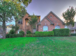 717 Inwood Dr, Southlake, TX 76092