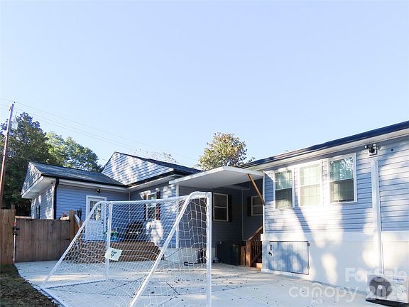 5th image of 214 E Springs St
