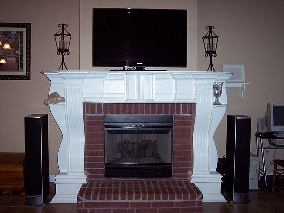 Large Mantel in Family Room