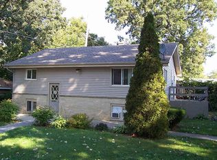 2116 Delaware Ave, Racine, WI 53403