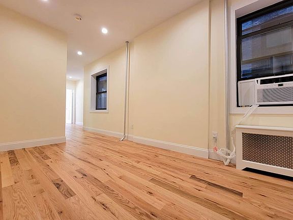 4th image of 223 W 16th St #2T