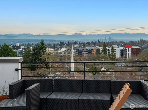 1116 18th Avenue #A, Seattle, WA 98122