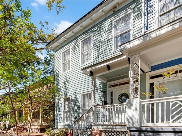 214 W Duffy Street, Savannah, GA 31401