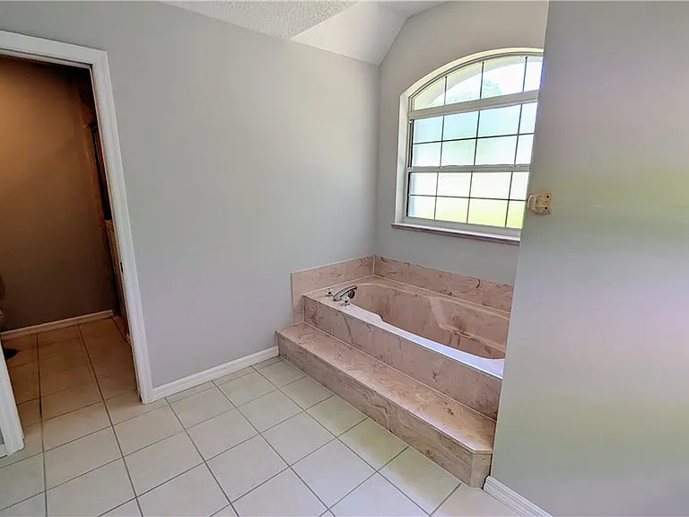 4565 N Allamandra Dr — Photo 18