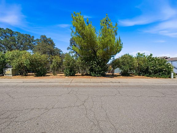 4th image of 2688 Starlight Blvd