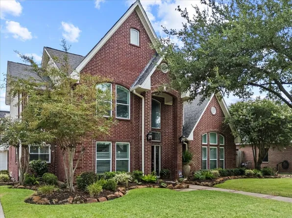 308 Oak Haven St, Baytown, TX 77520