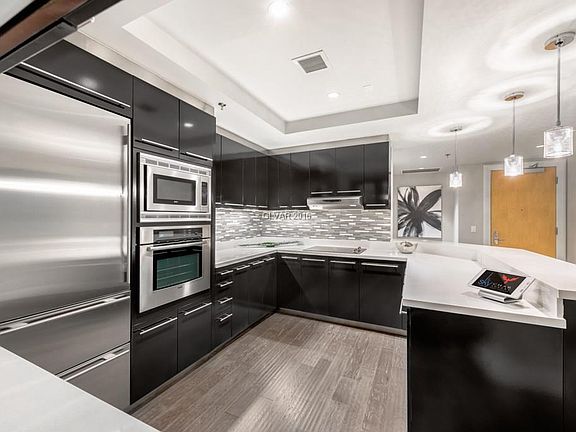 2nd image of 2700 Las Vegas Blvd S Unit 802