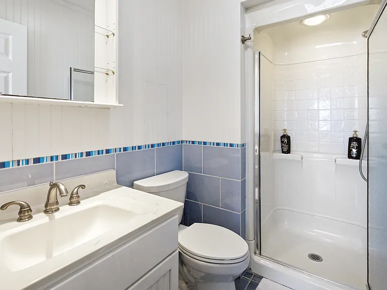 687 Dune Rd — Photo 26