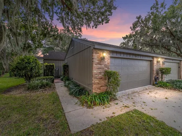 1880 SE Clatter Bridge Rd, Ocala, FL 34471