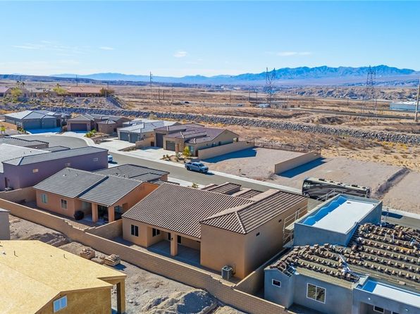 956 Thumb Butte Dr, Bullhead City, AZ 86442