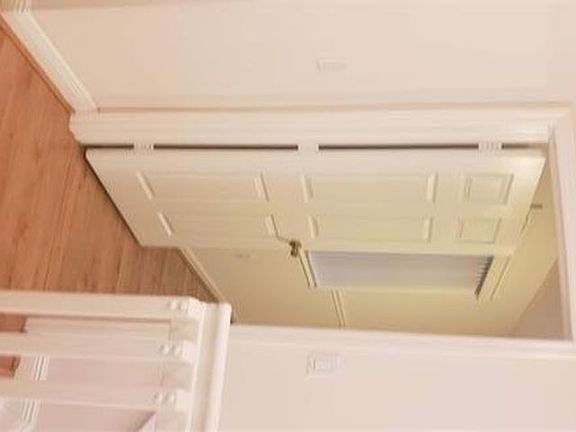 3rd image of 271 Aspen Way #2
