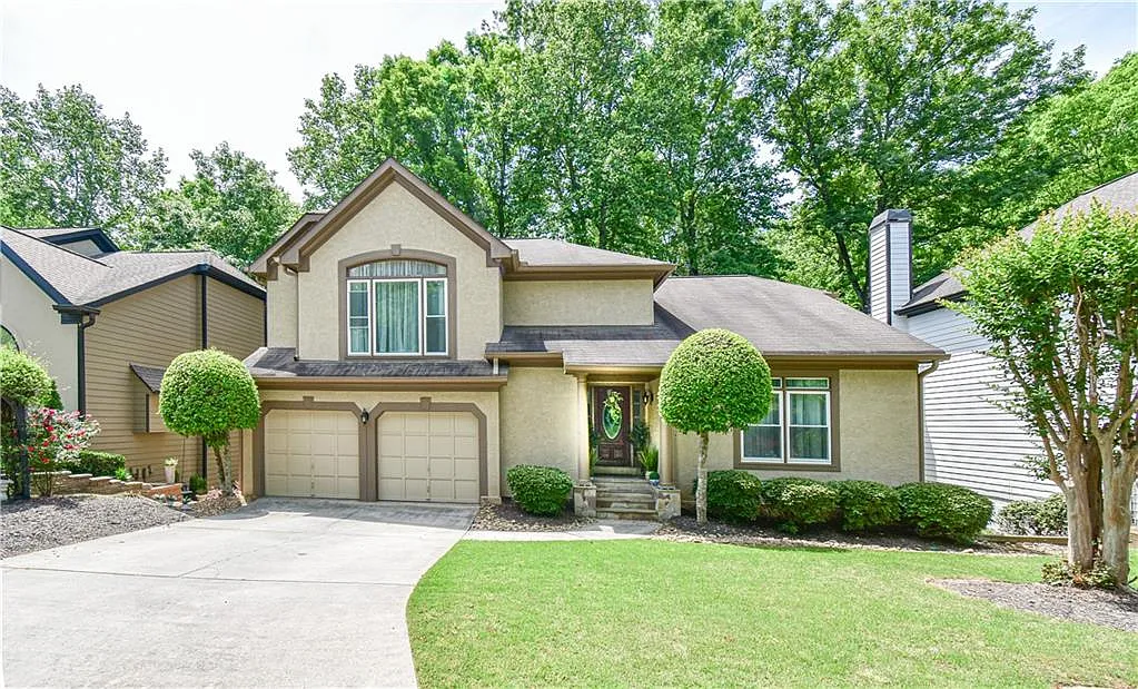 4 bed, 3.5 bath, 3732 sqft, $3,500 — Photo 1