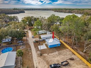 92 Wild Turkey Cir, Crawfordville, FL 32327