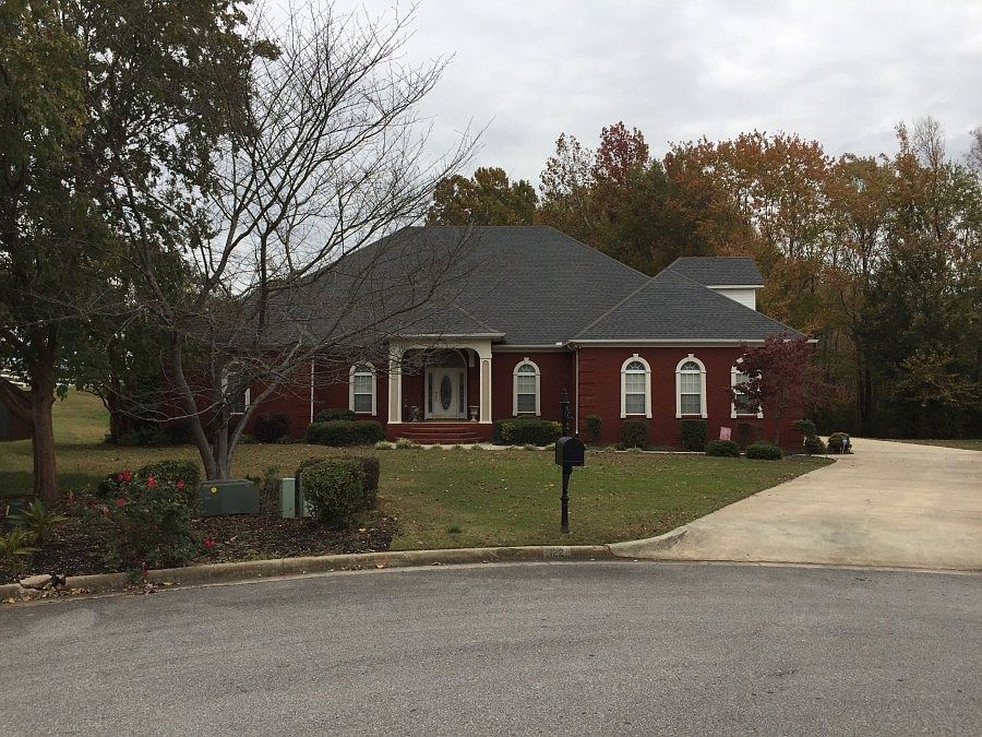 1st image of 122 Redwood Dr