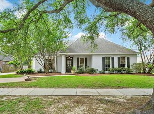 321 W Plantation Ridge Ct, Baton Rouge, LA 70810