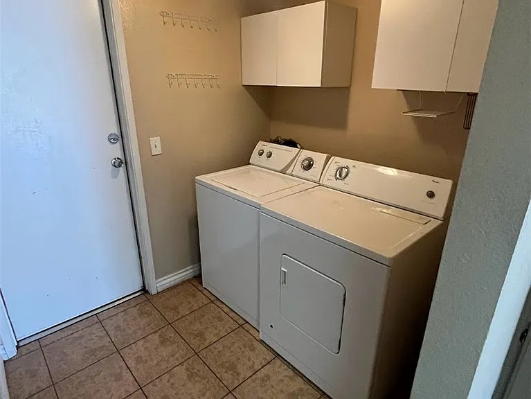 914 Scarlet Ridge Dr — Photo 11