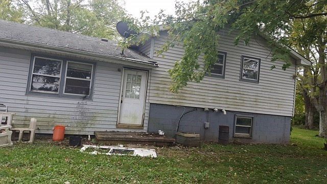 2nd image of 319 W 15th St