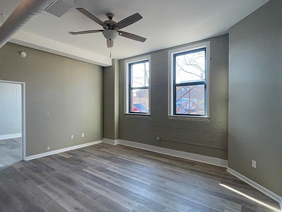 5th image of 2905 Franklin Blvd #108