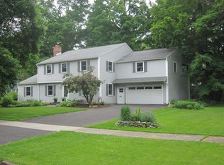 245 Edgemoor Rd, Rochester, NY 14618