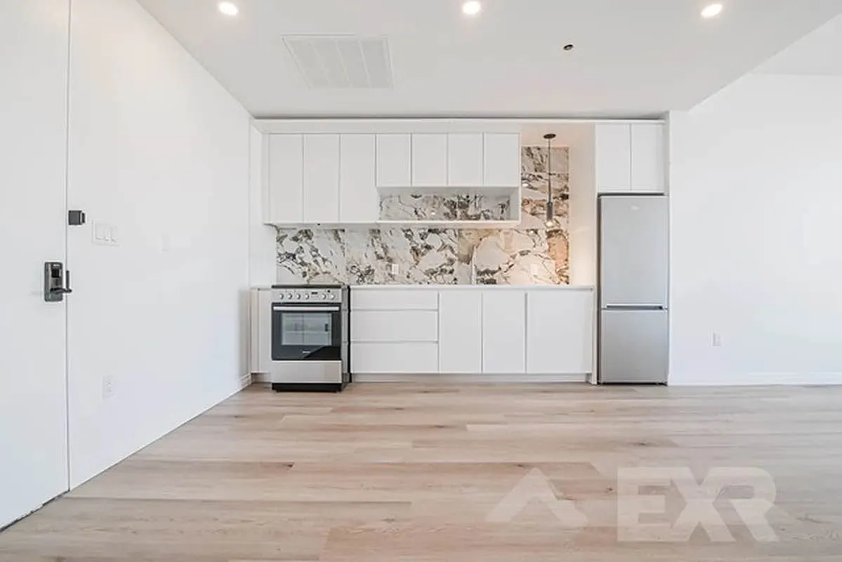 957 Atlantic Avenue — Photo 3