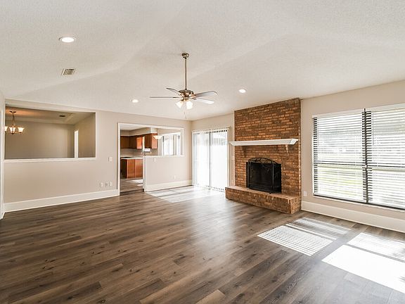 5th image of 8930 Irongate Dr