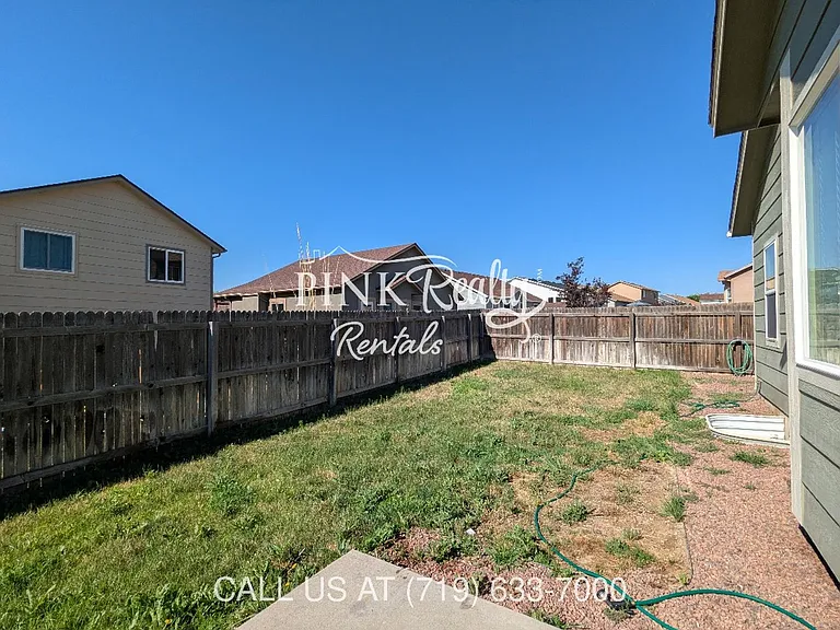 8377 Freestar Way — Photo 42