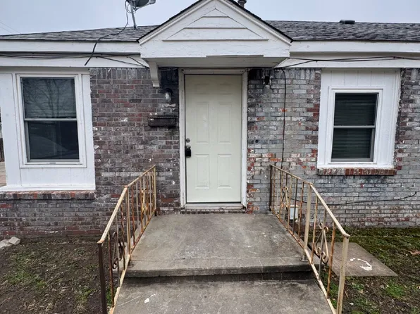 820 S Water St #D, Wichita, KS 67213