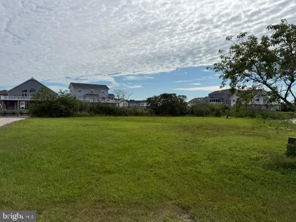 1346 Anchor Ct, Greenbackville, VA 23356